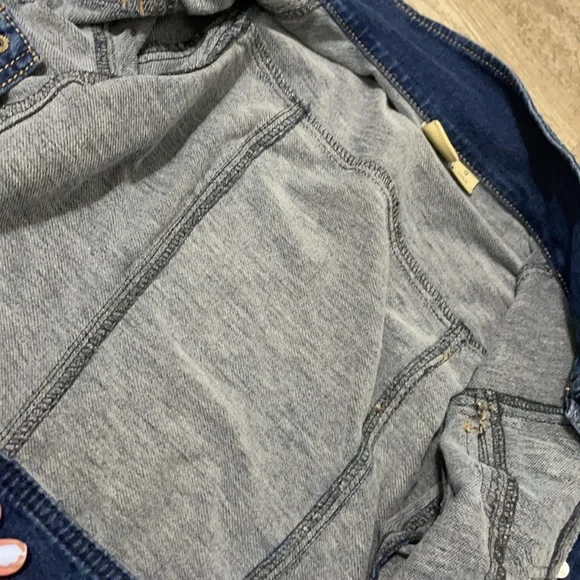Jean jacket - Picture 2 of 2